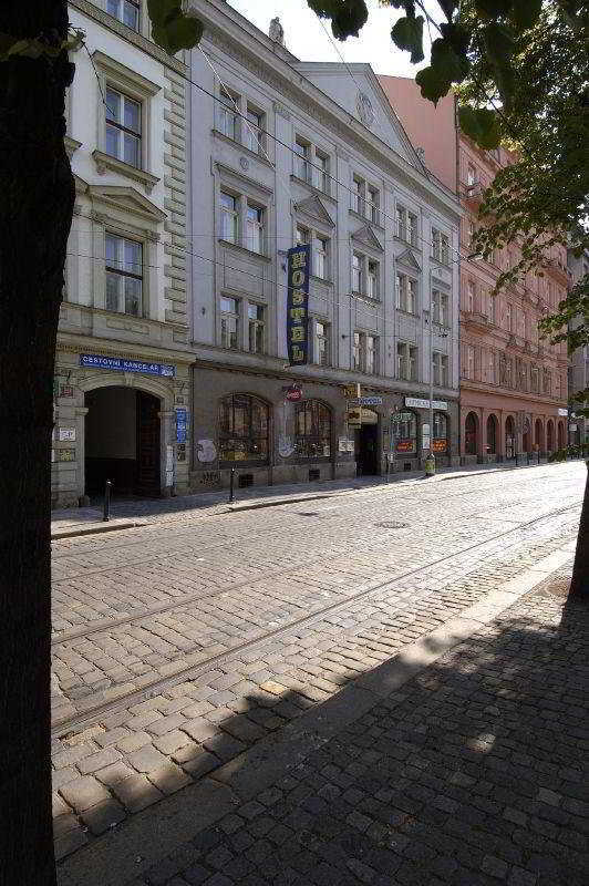 Hostel Junior Прага Экстерьер фото