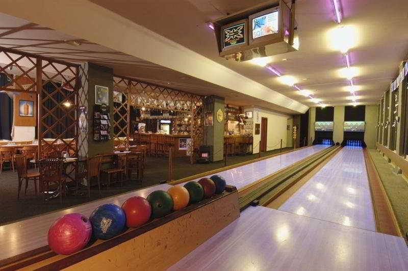 Hostel Junior Прага Экстерьер фото